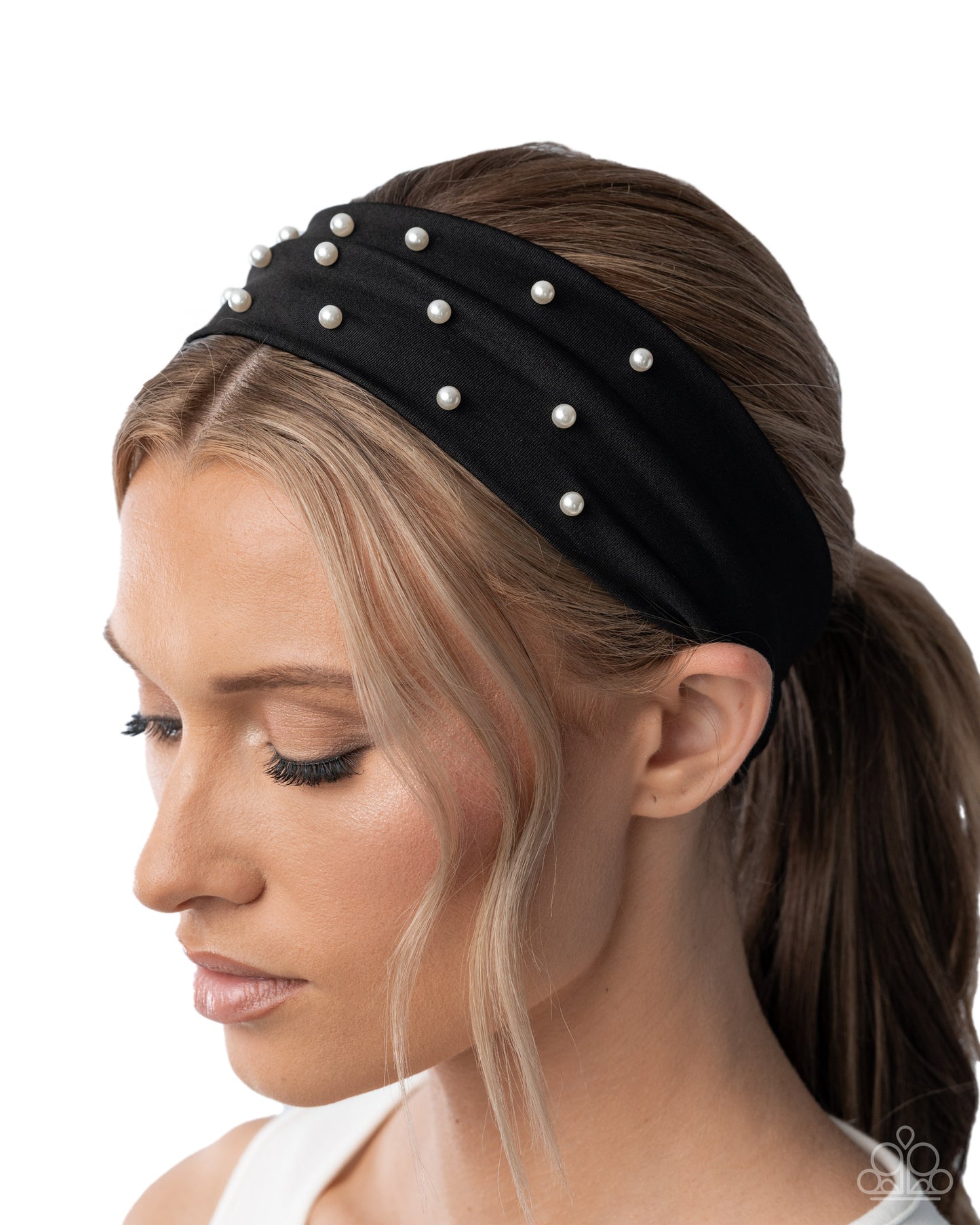 Placid Pearls - Black