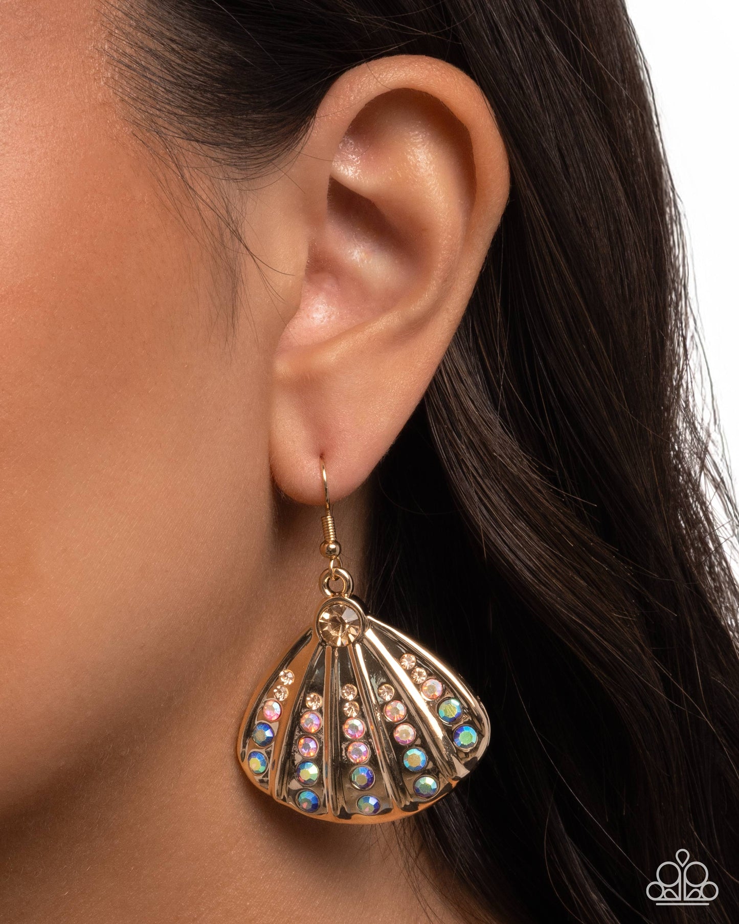Sophisticated Seashell - Multi