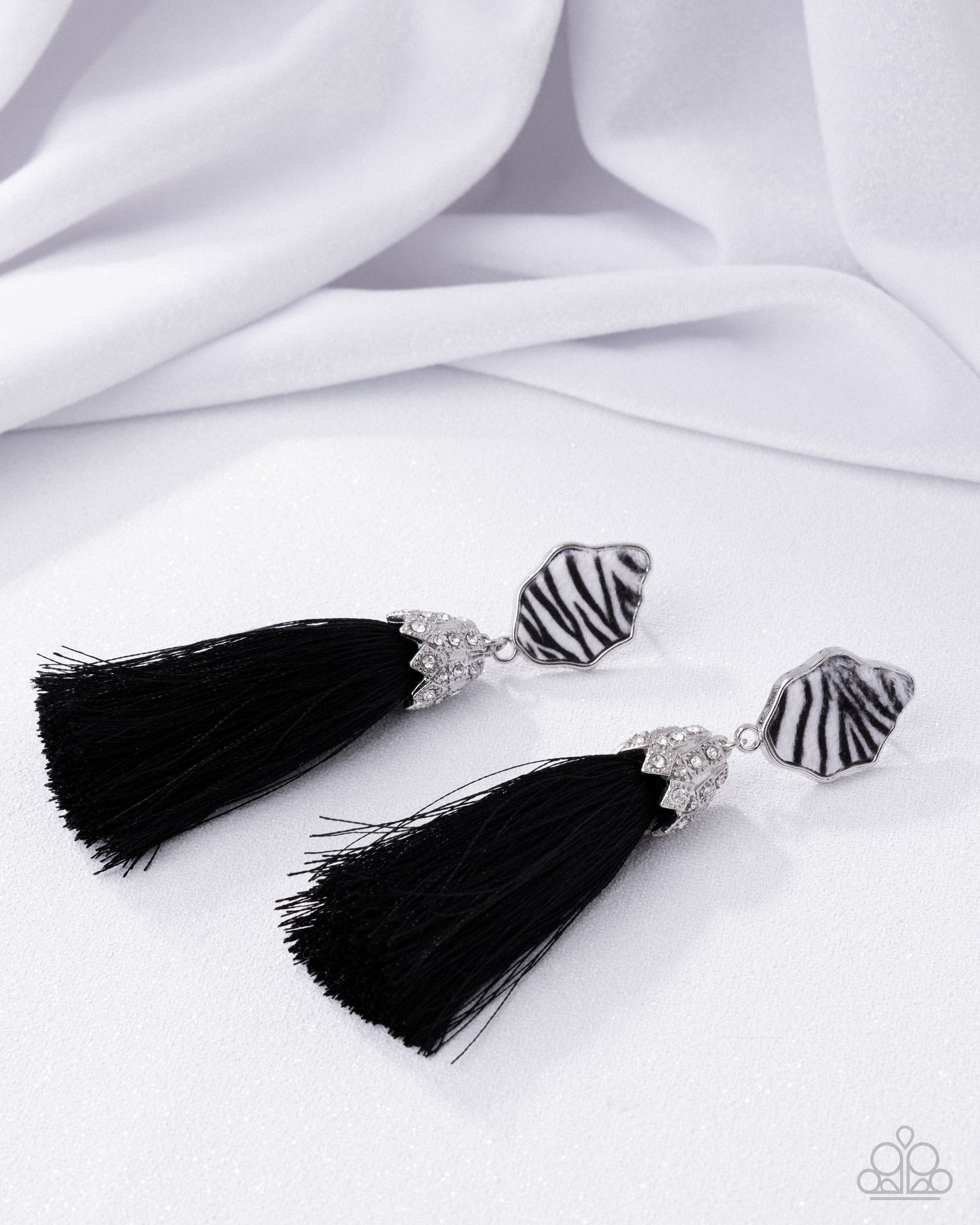 Iconic Zebra - Black