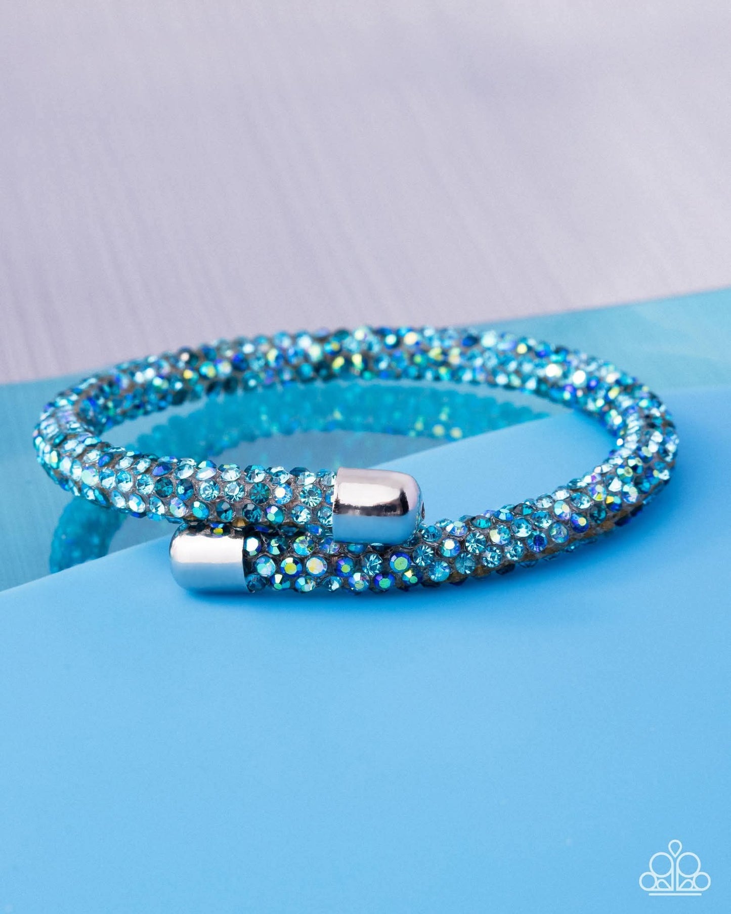 Roll Out The Glitz - Blue
