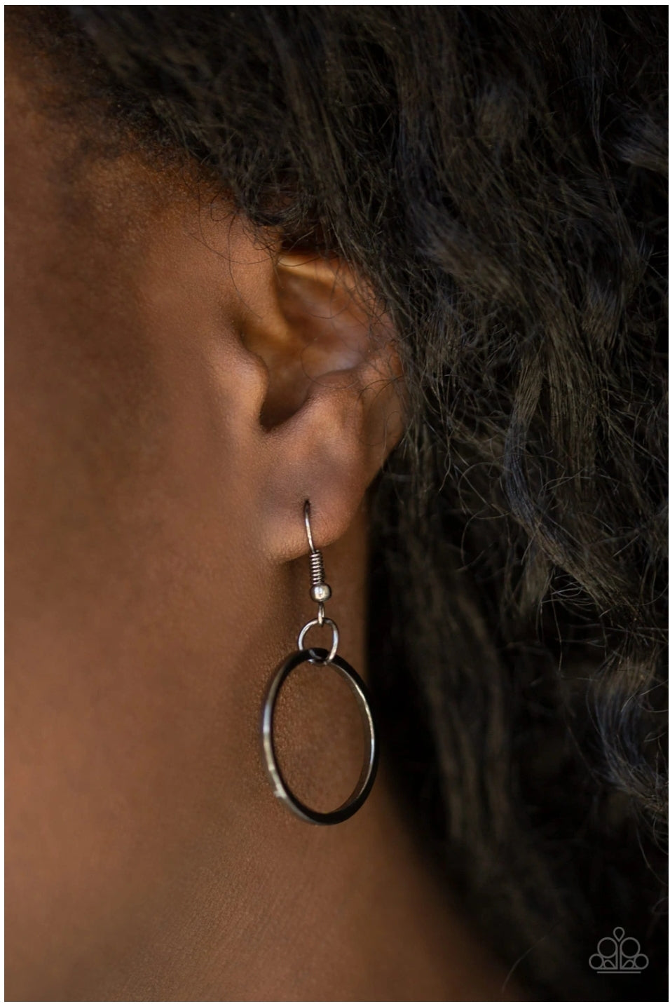 Natural-Born RINGLEADER-Black Necklace