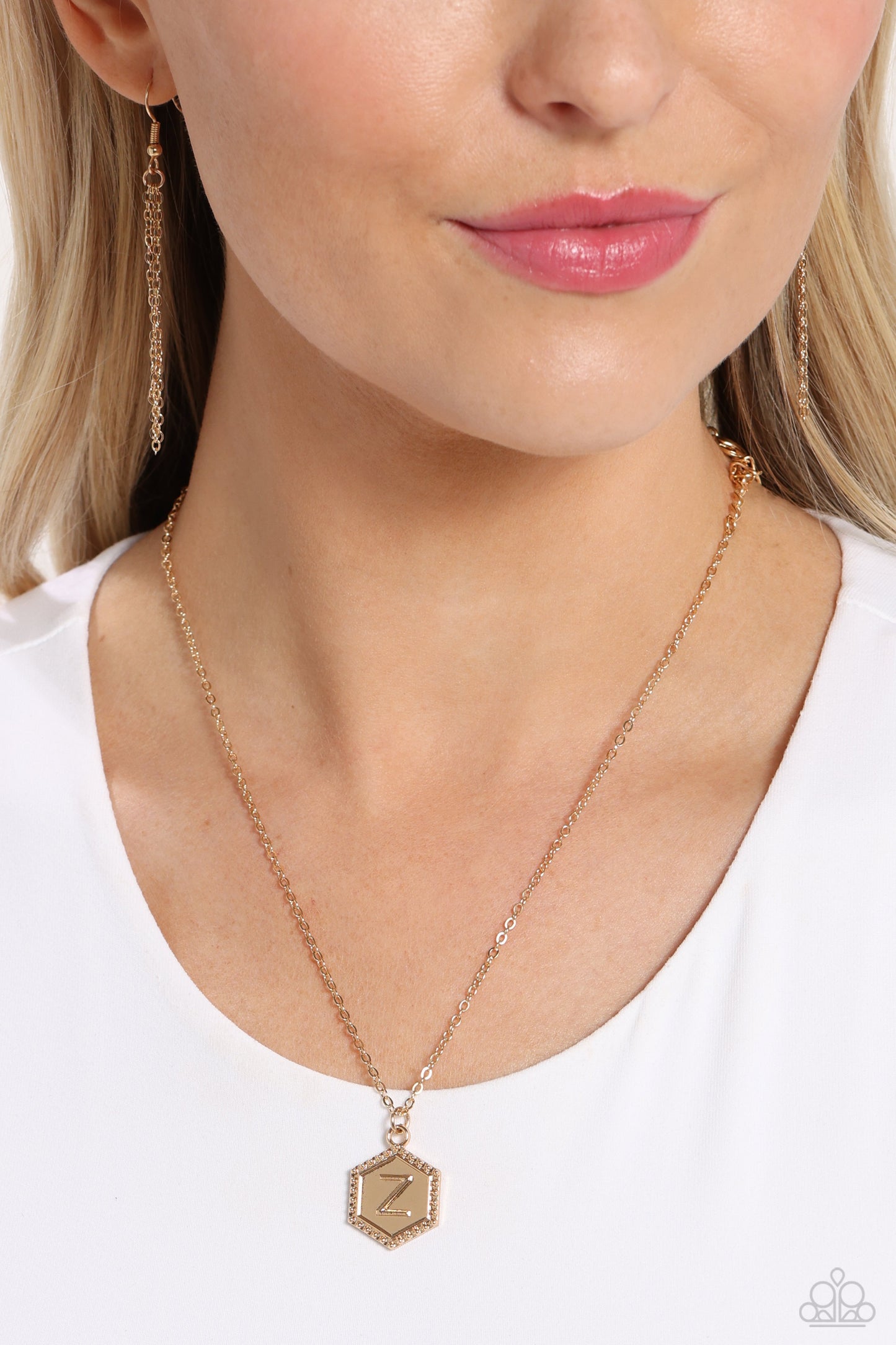Emblematic Elegance - Gold - Z