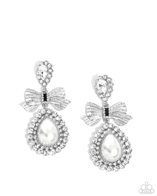 Alluring Aesthetic - White