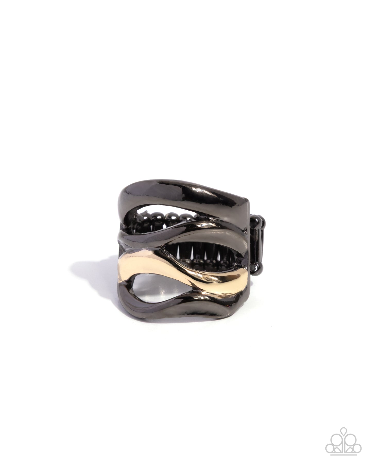 Wavy Wardrobe - Black