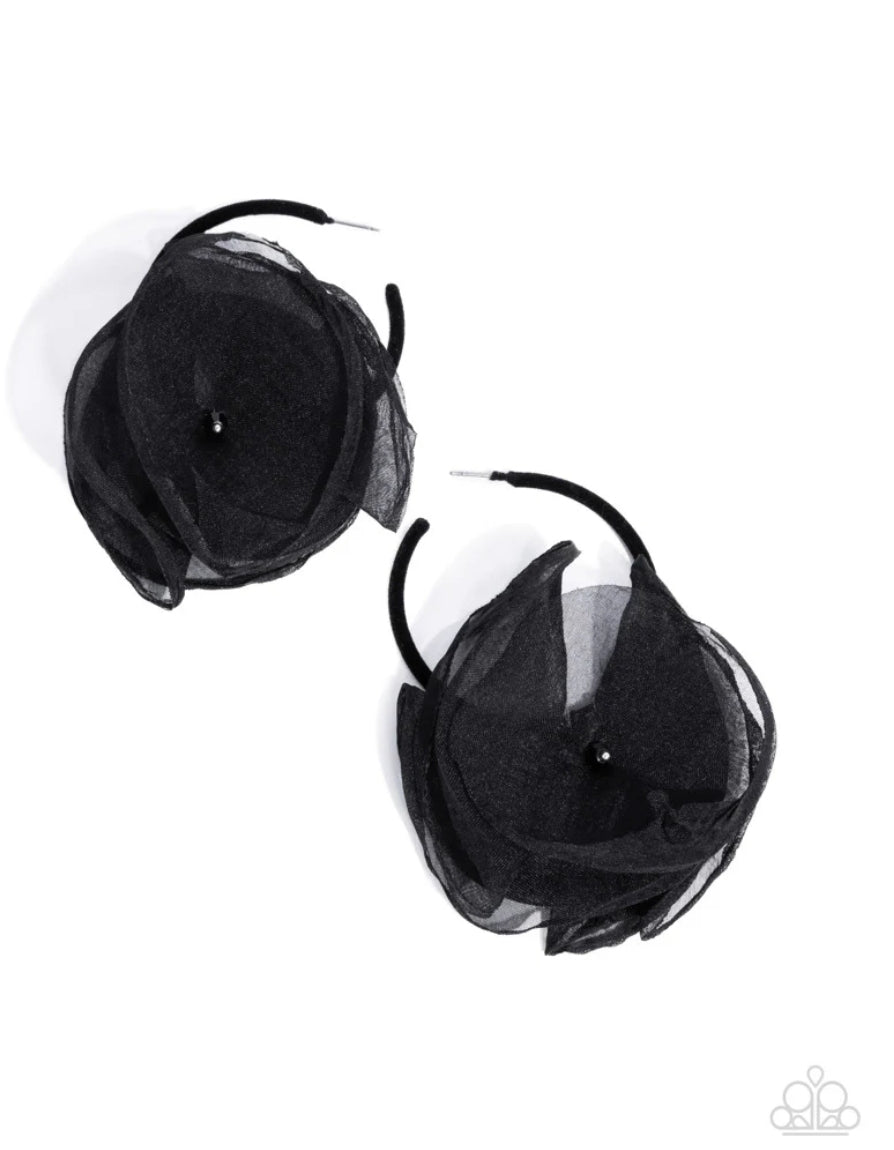 Passionate Promenade  - Black