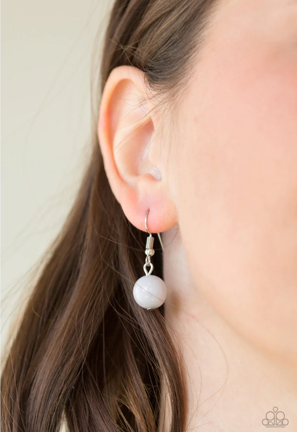 CACHE Me Out - Silver